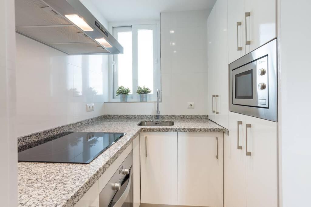 Ferienwohnung Tgh/ Fuengirola Frente Al Mar Exterior foto