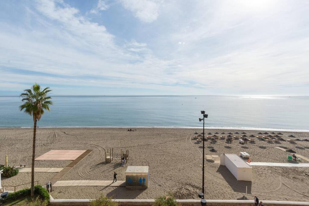 Ferienwohnung Tgh/ Fuengirola Frente Al Mar Exterior foto